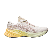 Фото № 1 с приближением к товару «‎Asics Novablast 3 Cream Fawn (1011B458-101)»