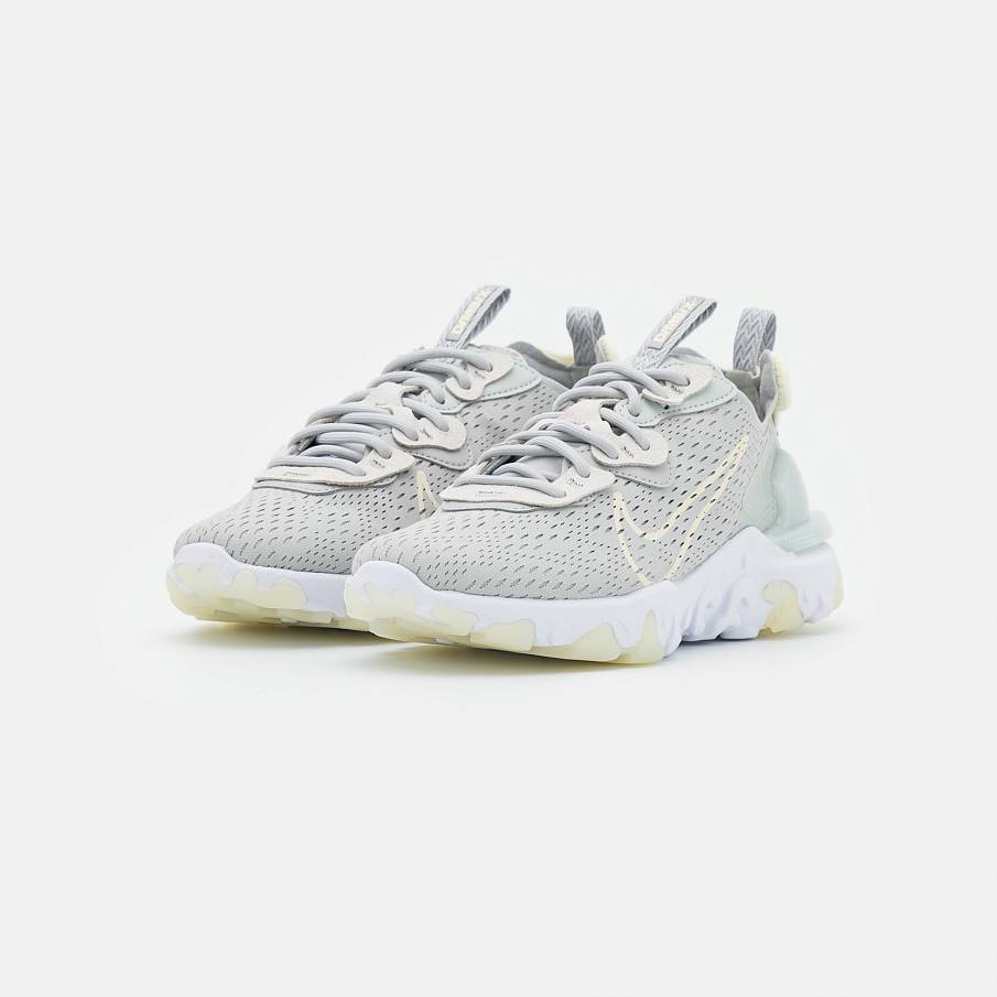 Фото № 3 с приближением к товару «‎Nike React Vision »