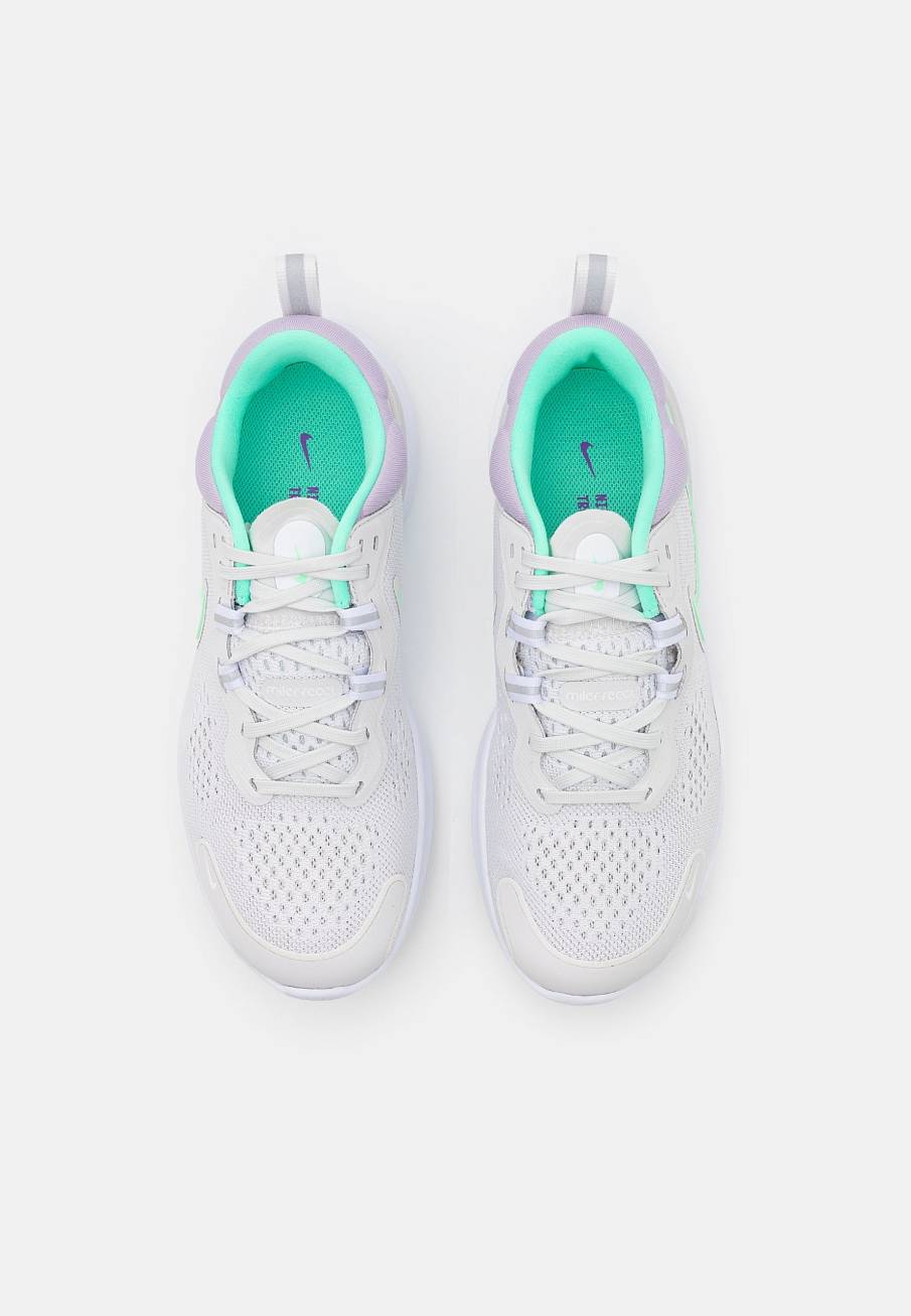 Фото № 4 с приближением к товару «‎Nike React Miler 2 »
