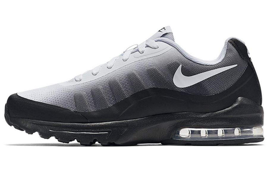 Фото № 1 с приближением к товару «‎ Nike Air Max Invigor Running shoes»