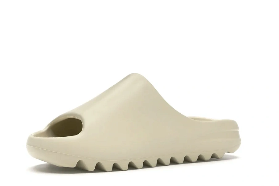 Фото № 6 с приближением к товару «‎adidas Yeezy Slide Bone»