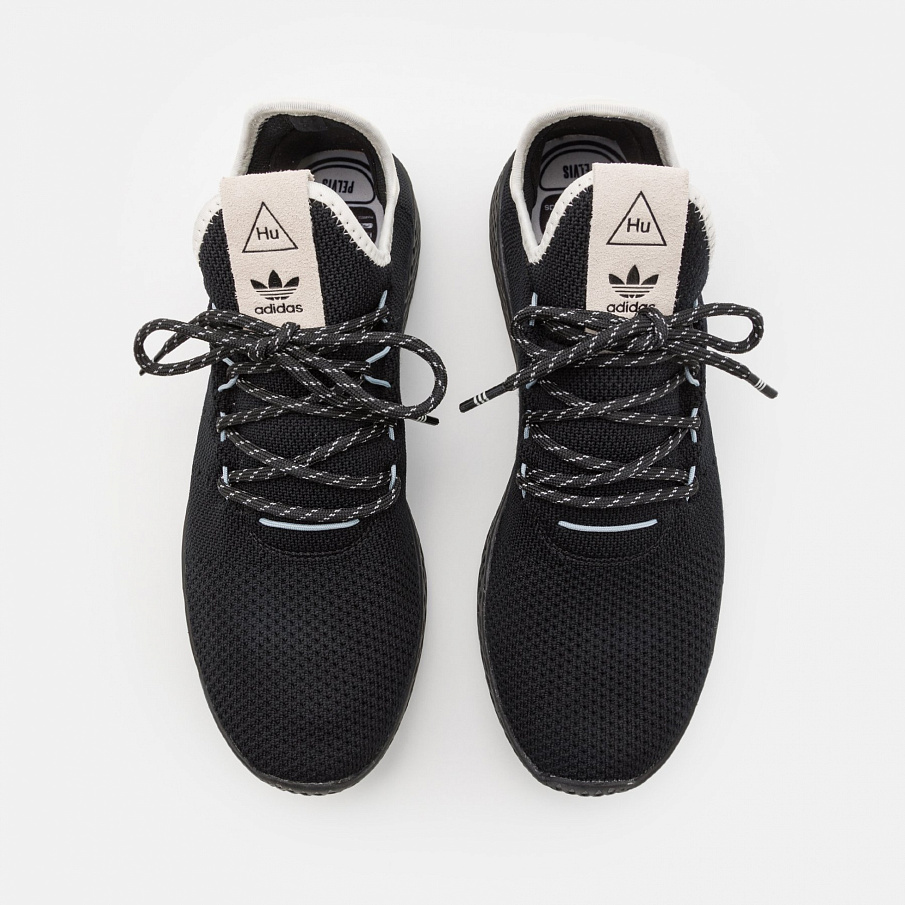 Фото № 4 с приближением к товару «‎Adidas HU »