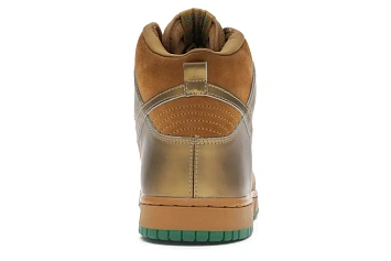 Nike SB Dunk High - 4