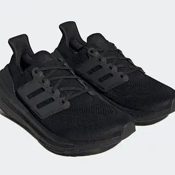 Adidas Ultraboost Light - 5