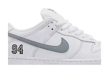 Supreme x Nike Dunk Low SB White Metallic Silver - 3