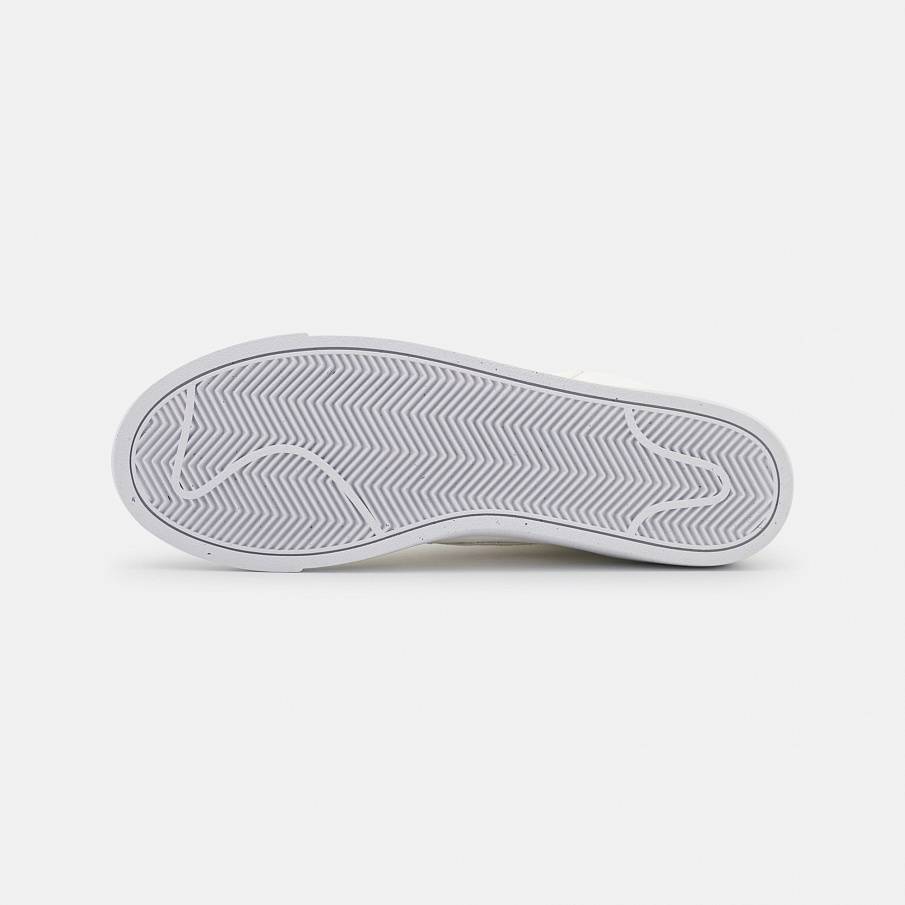 Фото № 5 с приближением к товару «‎Nike Blazer 77 »
