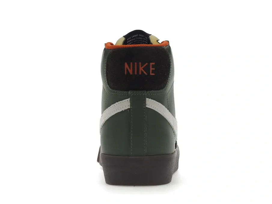 Фото № 4 с приближением к товару «‎Nike Blazer Mid 77 Vintage Army»