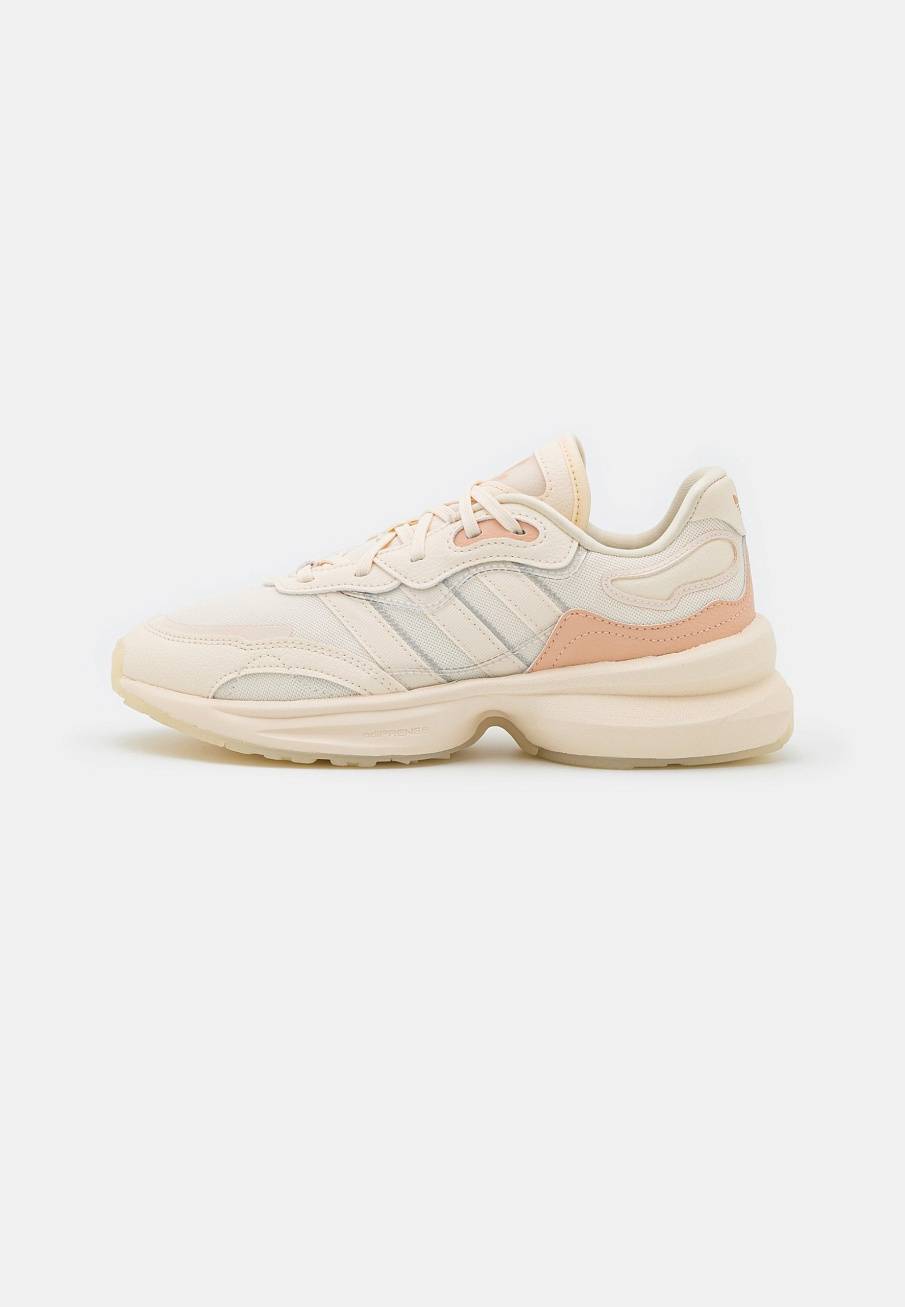 Фото № 3 с приближением к товару «‎Adidas Zentic »
