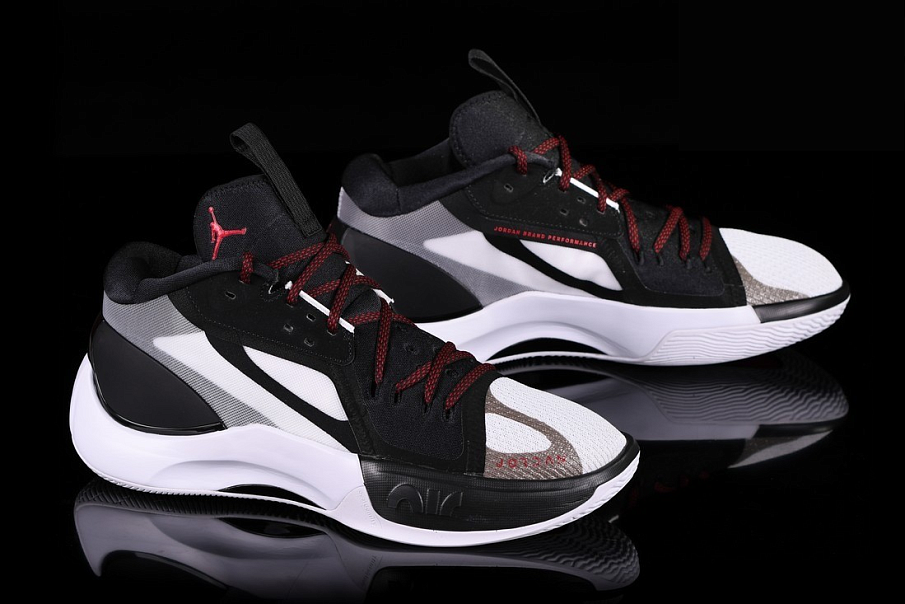 Фото № 2 с приближением к товару «‎Nike Air Jordan Zoom Separate Chicago Bulls 90s Alternate»