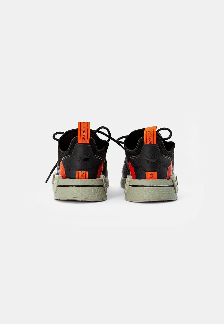 Фото № 3 с приближением к товару «‎Adidas Nmd_r1 »