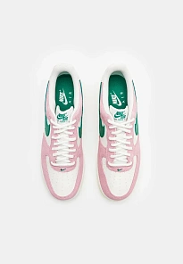 Фото № 4 с приближением к товару «‎AIR FORCE 1 07 LV8»