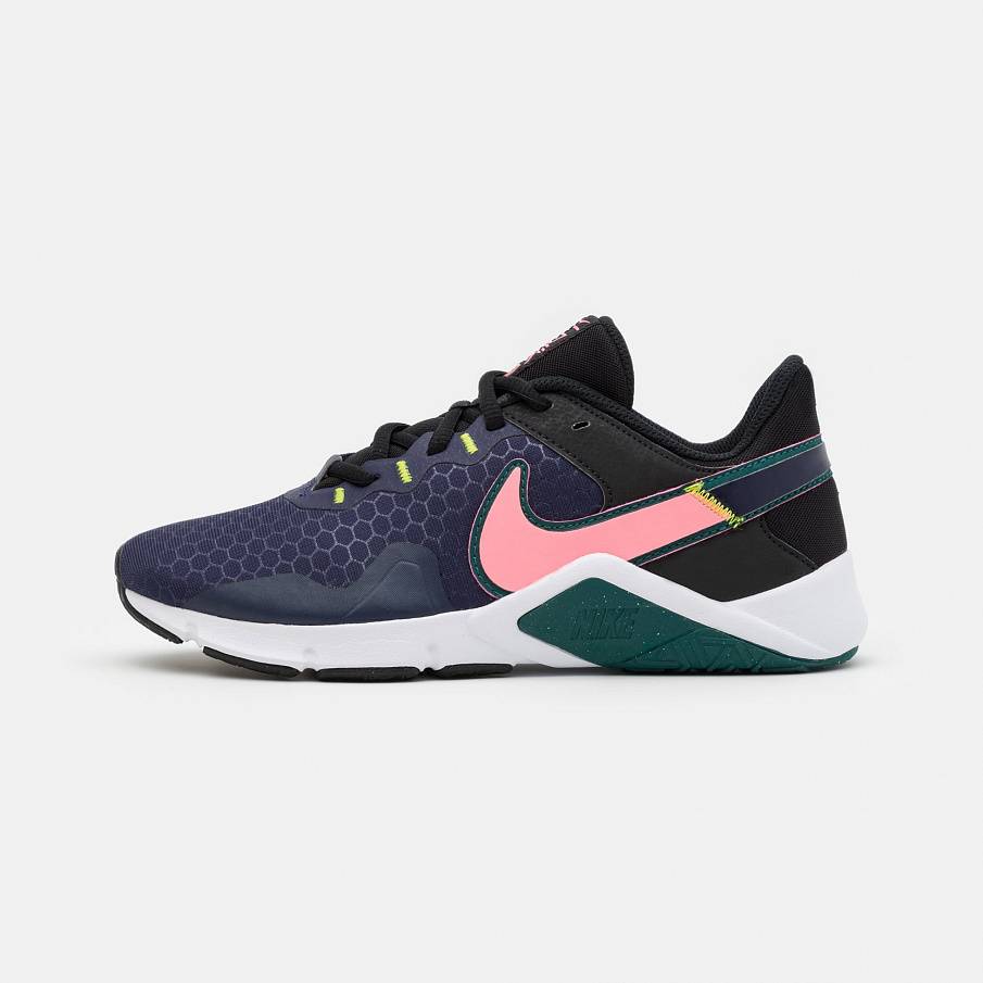 Фото № 1 с приближением к товару «‎Nike Legend Essential»