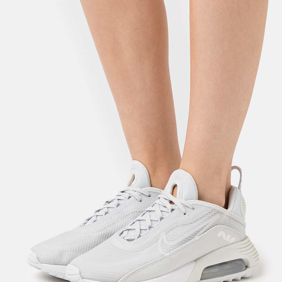 Фото № 2 с приближением к товару «‎Nike Air Max 2090 »