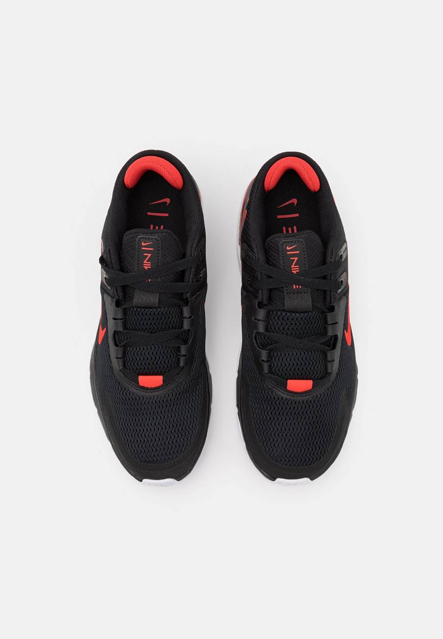 Фото № 4 с приближением к товару «‎Nike Air Max Alpha Trainer 4»