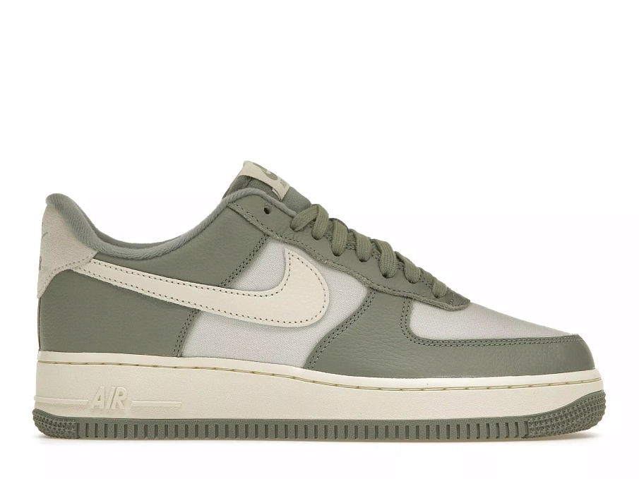 Фото № 1 с приближением к товару «‎Nike Air Force 1 Low '07 LX Mica Green Coconut Milk»