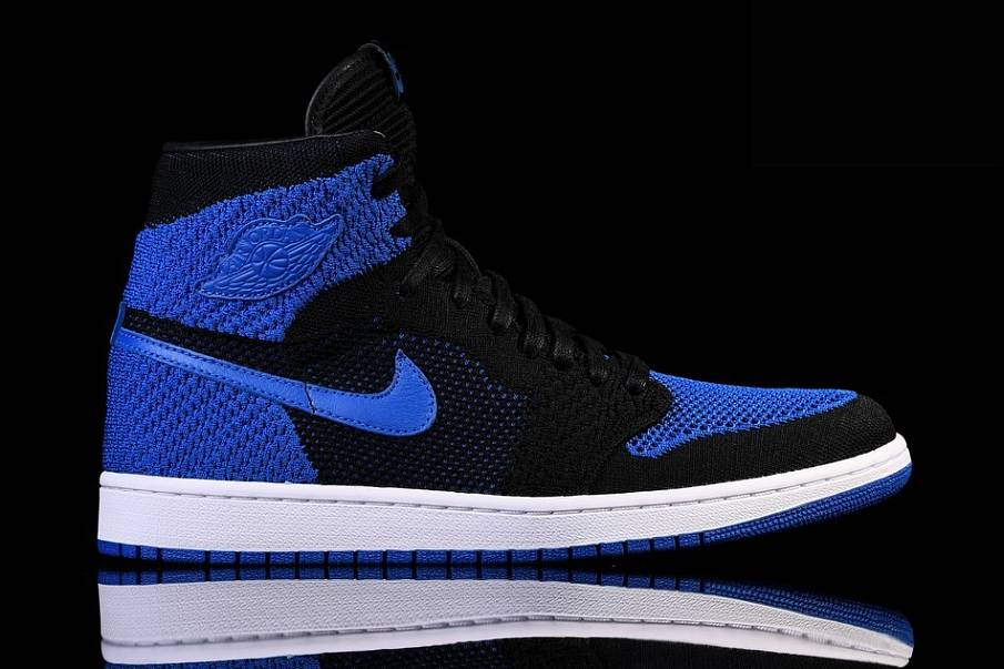 Фото № 1 с приближением к товару «‎Nike Air Jordan 1 Retro High Flyknit Royal»