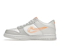 Фото № 3 с приближением к товару «‎Nike Dunk Low SE»