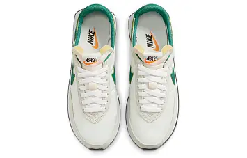 Nike Waffle Trainer 2 BeigeWhiteGreen - 5