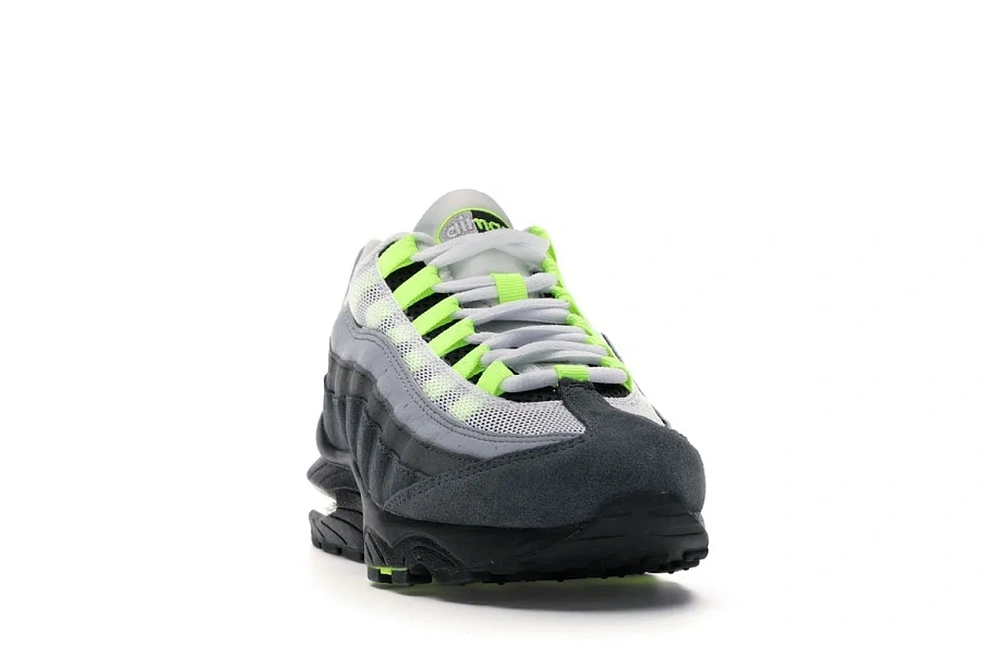 Фото № 4 с приближением к товару «‎Nike Air Max 95 Neon (2012) »