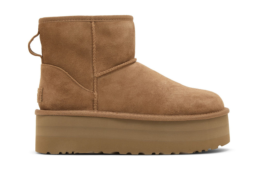 Фото № 2 с приближением к товару «‎UGG Women's Classic Mini Platform Boot Chestnut»