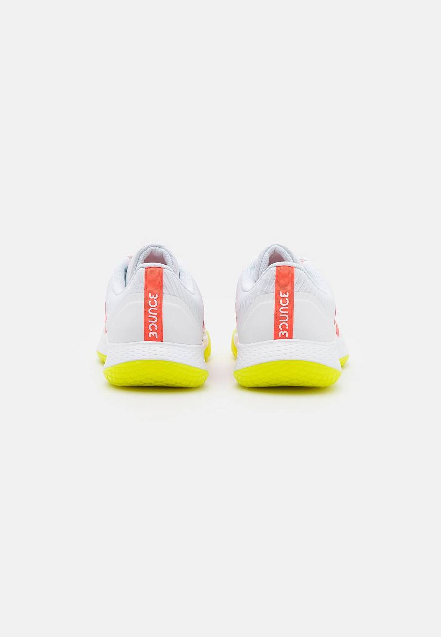 Фото № 3 с приближением к товару «‎Adidas Forcebounce»