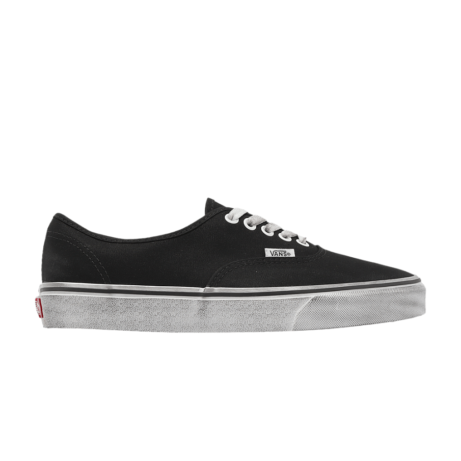 Фото № 1 с приближением к товару «‎Vans Authentic Stressed Pack - Black»