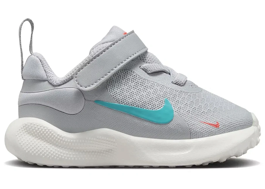 Фото № 1 с приближением к товару «‎Nike Revolution 7»