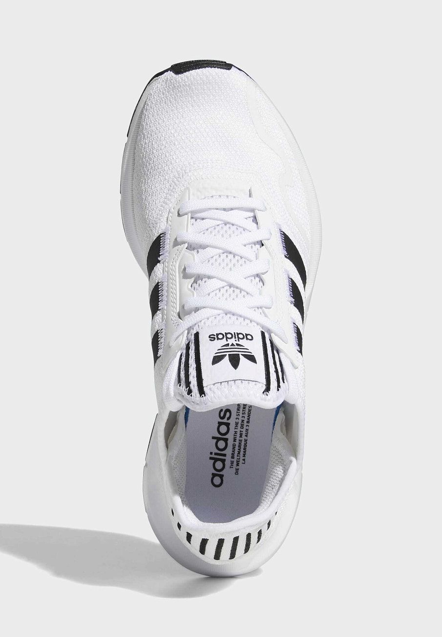 Фото № 3 с приближением к товару «‎Adidas Swift Style Shoes »