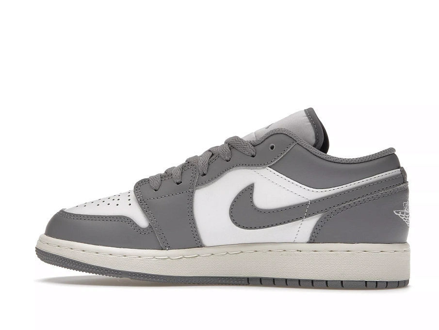 Фото № 5 с приближением к товару «‎Air Jordan 1 Low Vintage Grey »