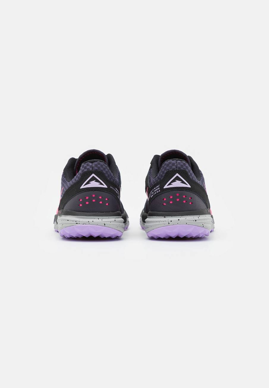 Фото № 3 с приближением к товару «‎Nike Juniper Trail»