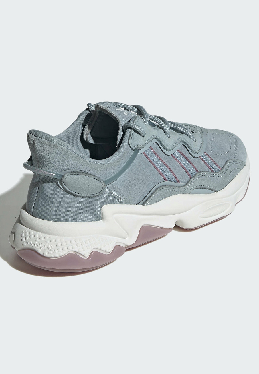 Фото № 4 с приближением к товару «‎Adidas Ozweego W »