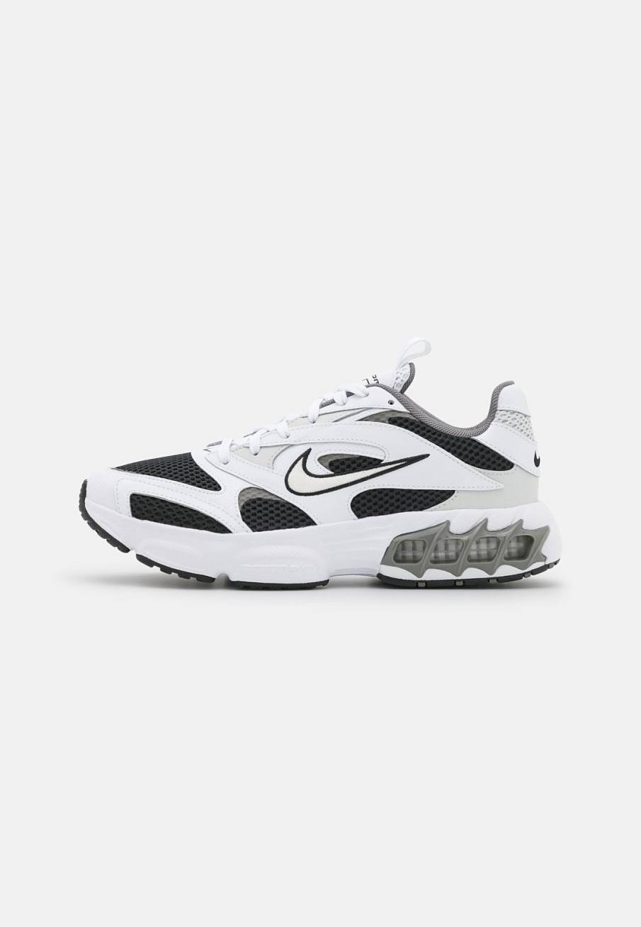 Фото № 1 с приближением к товару «‎Nike Zoom Air Fire »