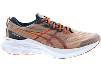 Фото № 1 с приближением к товару «‎ASICS Novablast 2 LE»
