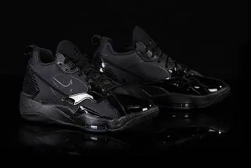 Nike Air Jordan Zoom 92 Triple  - 2