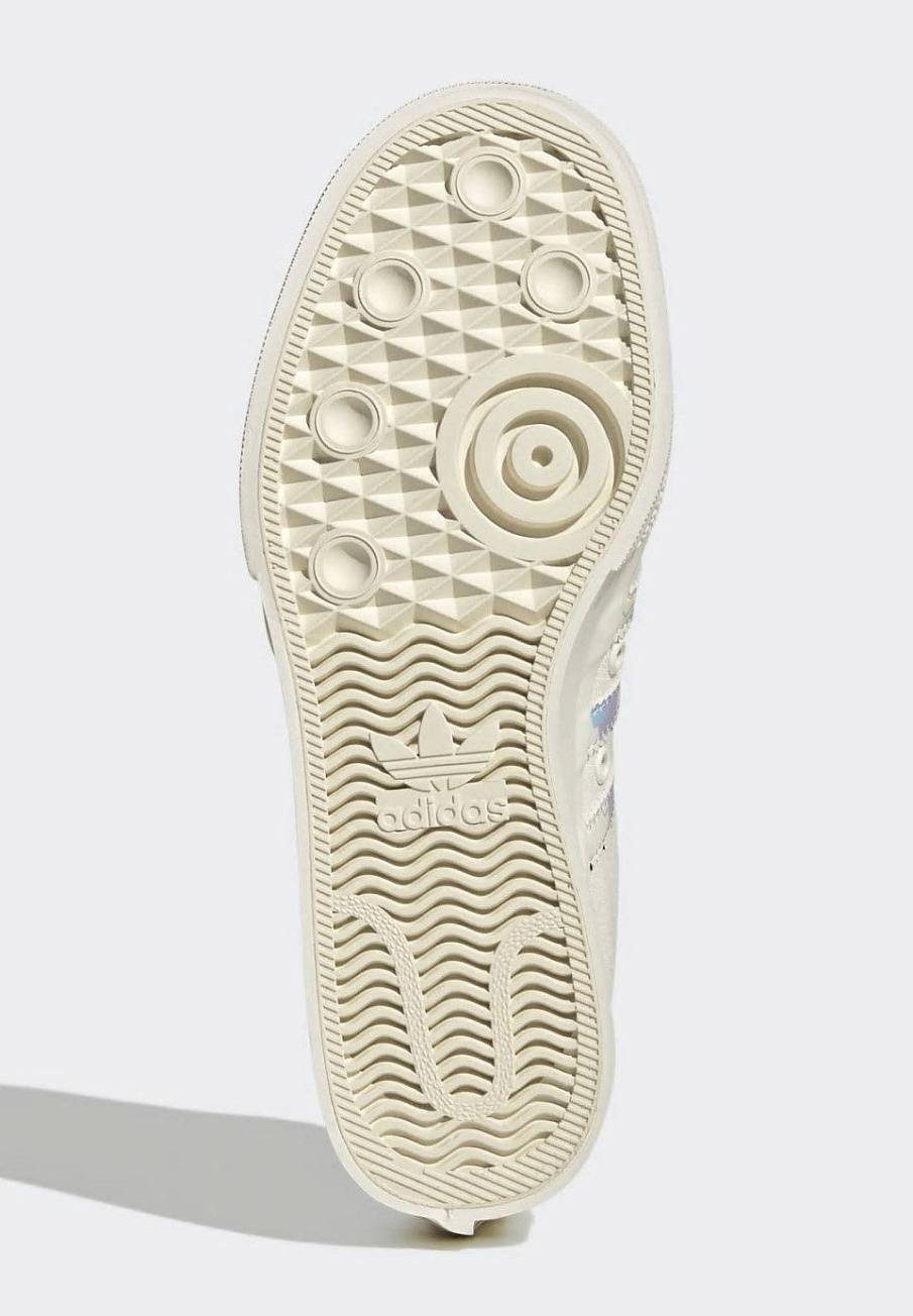 Фото № 3 с приближением к товару «‎Adidas Nizza »