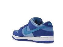 Фото № 4 с приближением к товару «‎Nike SB Dunk Low Blue Raspberry»