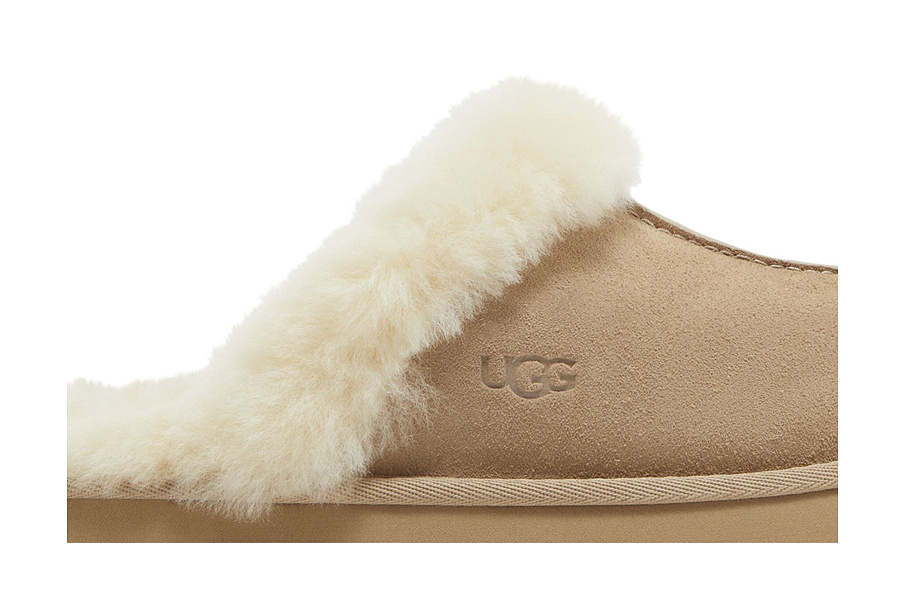 Фото № 3 с приближением к товару «‎UGG Women's Disquette Slipper Sand»