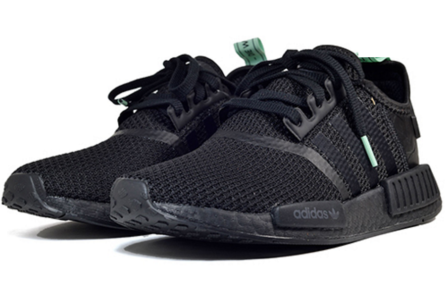 Фото № 3 с приближением к товару «‎adidas NMD R1 Mint Glow (W)»