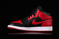 Фото № 2 с приближением к товару «‎Nike Air Jordan 1 Retro Gs Banned»