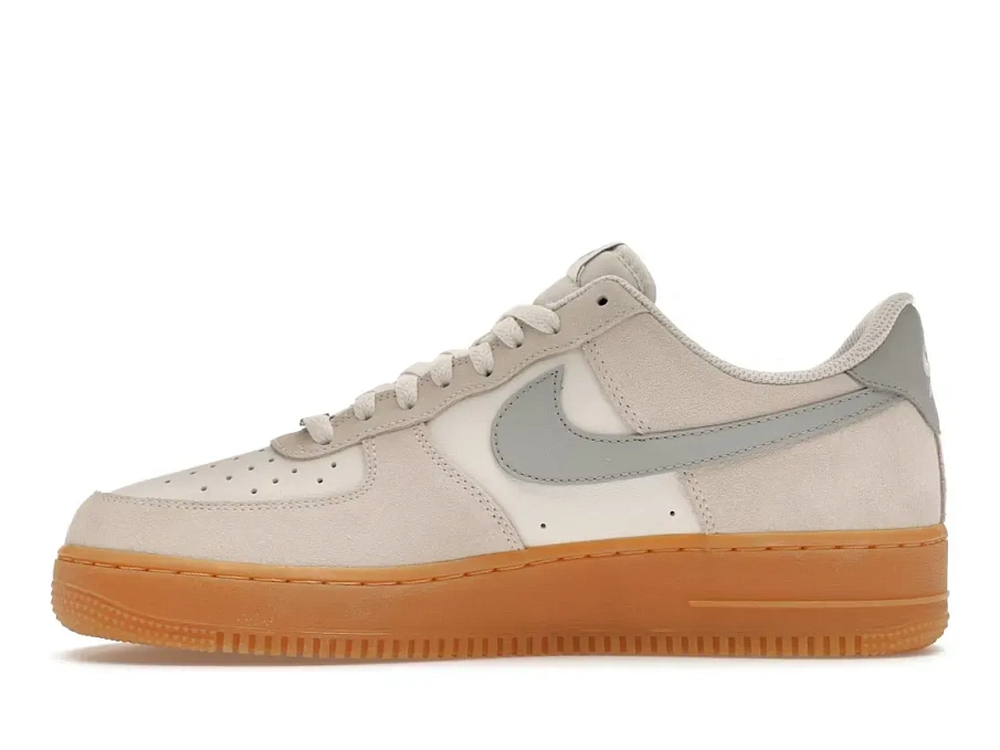 Фото № 3 с приближением к товару «‎Nike Air Force 1 Low '07 LV8»