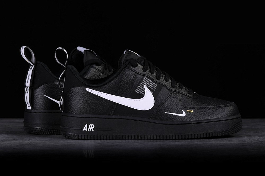 Фото № 2 с приближением к товару «‎Nike Air Force 1 07 LV8 Utility Black White»
