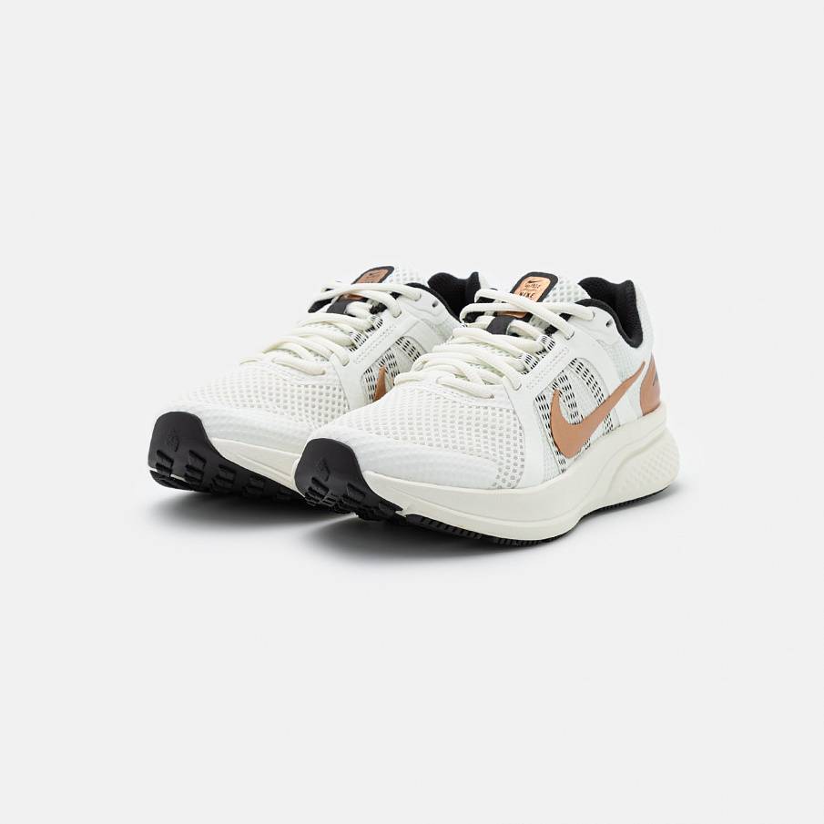 Фото № 2 с приближением к товару «‎Nike Swift 2»