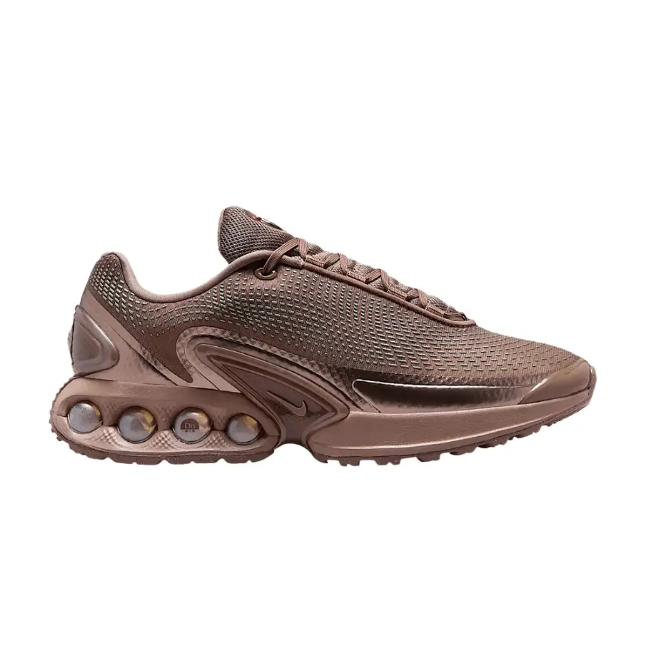 Фото № 1 с приближением к товару «‎Nike Women's Air Max Dn Umber (HV4861-201)»