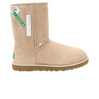 Фото № 1 с приближением к товару «‎Hidden NY x UGG Classic Short Sand»