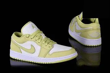 Nike Air Jordan 1 Retro Se Wmns Limelight  - 2