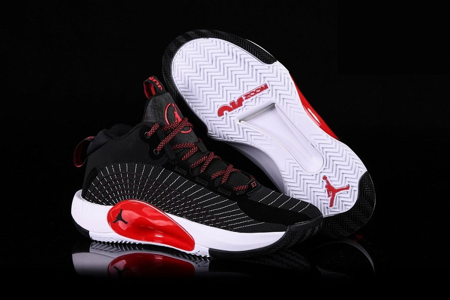 Фото № 2 с приближением к товару «‎Nike Air Jordan Jumpman 2021»