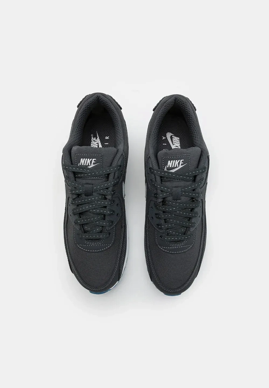 Фото № 4 с приближением к товару «‎AIR MAX 90 UNISEX»
