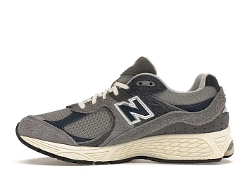 New Balance 2002R - 3