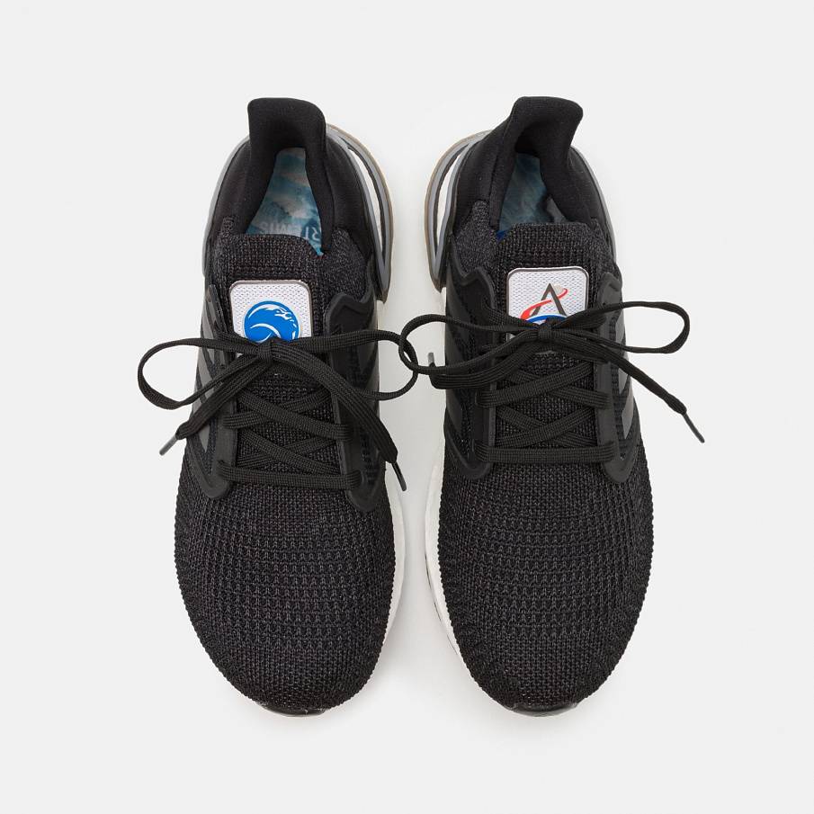 Фото № 4 с приближением к товару «‎Adidas Ultraboost 20 Dna»