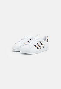 Фото № 3 с приближением к товару «‎Adidas Superstar »